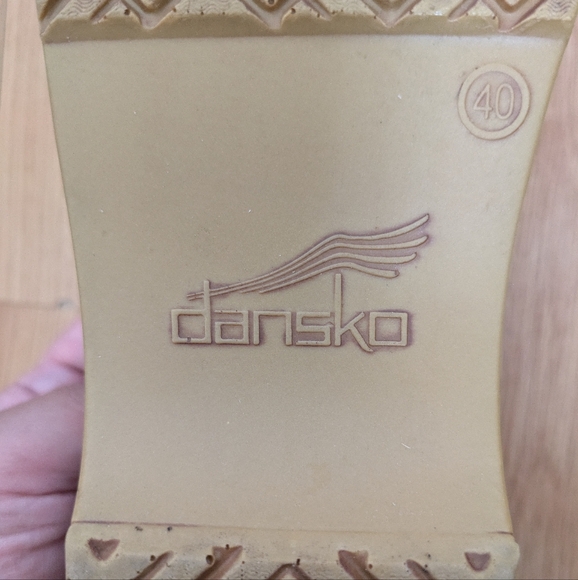 Dansko Twin Pro Beige Tan "No Prob Llama" Print Mules Clogs Shoes Size 40 US 10 - Picture 12 of 16